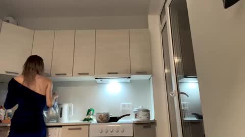 Denni online show from September 26, 4:44 pm