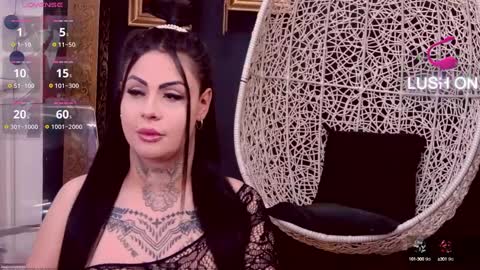 denychantall online show from February 25, 12:34 pm