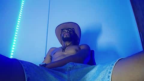 denzo online show from December 3, 2:19 am