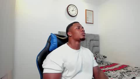 deon jhonson online show from December 14, 7:03 pm