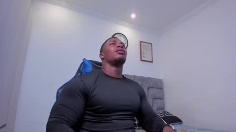 deon jhonson online show from February 22, 10:20 pm