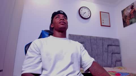 deon jhonson online show from September 9, 1:38 am