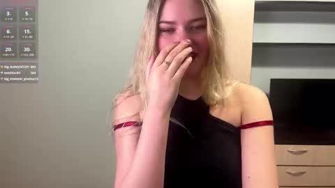 Luna online show from February 19, 3:41 pm