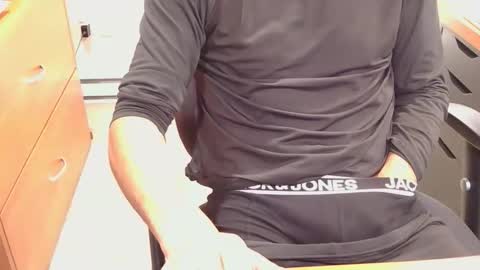 Snapshot of deraspesim chatting on February 28, 9:16 pm deraspesim online show from February 28, 9:16 pm