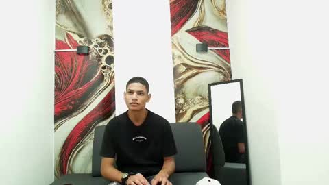 dereck_leroy online show from October 6, 10:40 pm