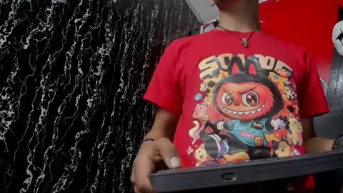 Snapshot of dereck_monroe chatting on March 18, 10:29 am Dereck online show from March 18, 10:29 am