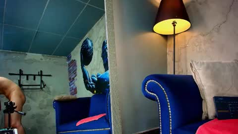 Derek online show from February 5, 3:27 pm