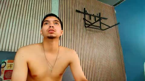 Derek online show from February 7, 2:21 pm