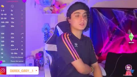 Derek independent online show from October 19, 7:03 pm