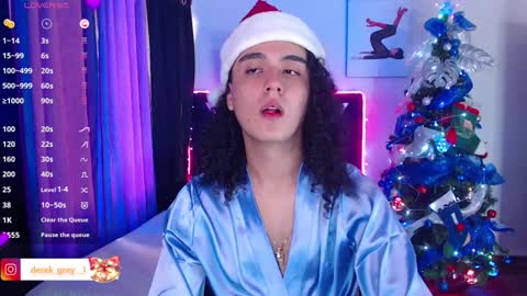 Snapshot of derek_greyy_ chatting on December 25, 7:34 pm derek grey online show from December 25, 7:34 pm