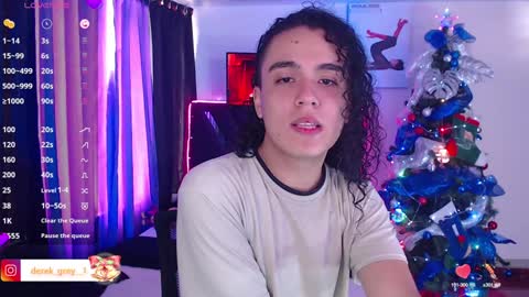 Snapshot of derek_greyy_ chatting on December 26, 4:14 pm derek grey online show from December 26, 4:14 pm