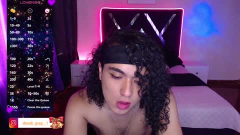Snapshot of derek_greyy_ chatting on February 3, 8:57 pm derek grey online show from February 3, 8:57 pm