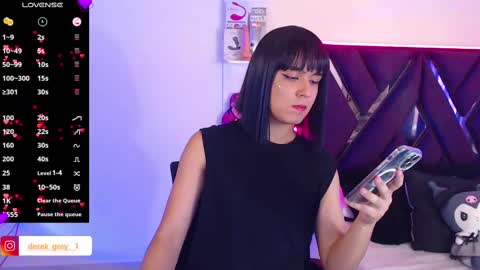 Snapshot of derek_greyy_ chatting on February 28, 7:03 pm derek grey online show from February 28, 7:03 pm