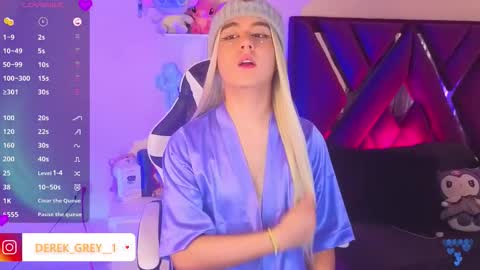 Snapshot of derek_greyy_ chatting on October 16, 3:46 pm derek grey online show from October 16, 3:46 pm