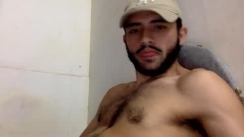 Snapshot of derek_smiith chatting on October 5, 2:32 am Derek smiith online show from October 5, 2:32 am