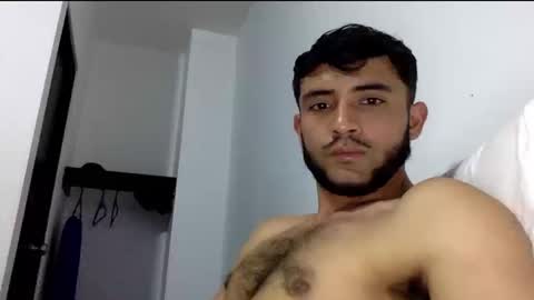 Snapshot of derek_smiith chatting on November 17, 3:40 pm Derek smiith online show from November 17, 3:40 pm