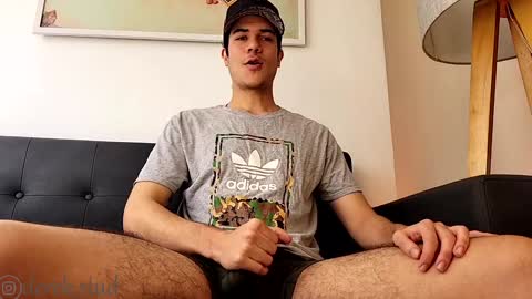 Derek independent model  online show from December 13, 4:27 pm