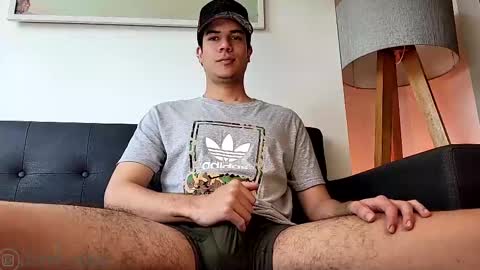 Derek independent model  online show from March 3, 4:24 pm