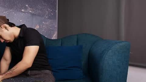 derek_voss online show from June 9, 12:06 pm