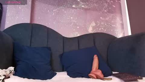 derek_voss online show from June 26, 1:15 pm
