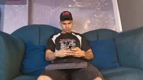 derek_voss online show from July 2, 12:33 pm