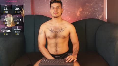 derek_voss online show from July 15, 3:39 pm