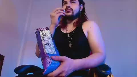 Derek online show from June 29, 10:43 pm
