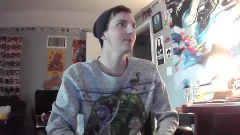 Snapshot of derekdings chatting on December 4, 9:24 pm derekdings online show from December 4, 9:24 pm
