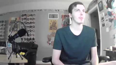 Snapshot of derekdings chatting on December 7, 12:08 am derekdings online show from December 7, 12:08 am