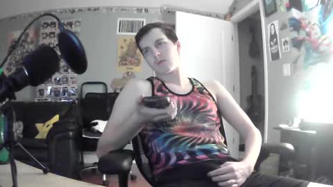 Snapshot of derekdings chatting on December 19, 10:42 pm derekdings online show from December 19, 10:42 pm
