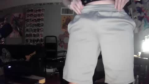 Snapshot of derekdings chatting on December 21, 10:19 pm derekdings online show from December 21, 10:19 pm
