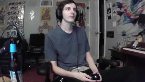 Snapshot of derekdings chatting on February 26, 4:58 am derekdings online show from February 26, 4:58 am