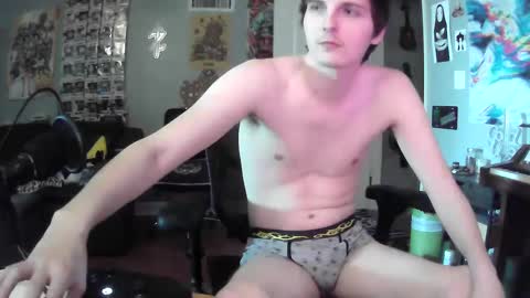 Snapshot of derekdings chatting on February 28, 6:20 pm derekdings online show from February 28, 6:20 pm