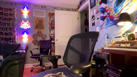 Snapshot of derekdings chatting on September 25, 5:27 pm derekdings online show from September 25, 5:27 pm