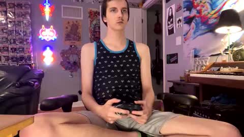 Snapshot of derekdings chatting on October 27, 9:19 pm derekdings online show from October 27, 9:19 pm