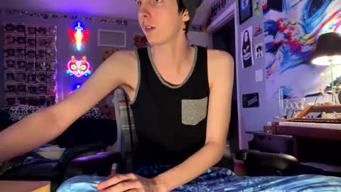 Snapshot of derekdings chatting on November 20, 2:28 pm derekdings online show from November 20, 2:28 pm