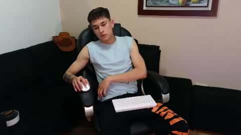 Derek online show from July 22, 11:40 pm