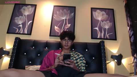 Snapshot of deren_ chatting on December 14, 12:05 am DEREN online show from December 14, 12:05 am