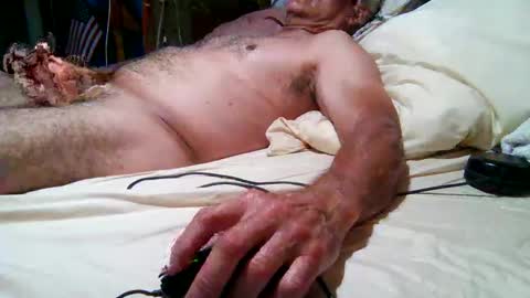 Snapshot of derick1961 chatting on April 11, 1:37 pm derick1961 online show from April 11, 1:37 pm