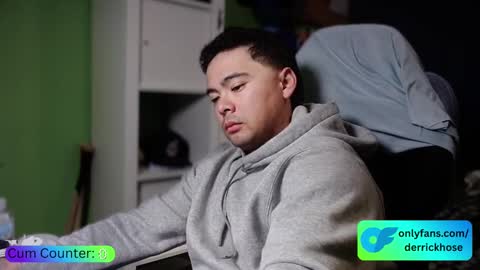 Derrick Hose online show from September 18, 2:57 am