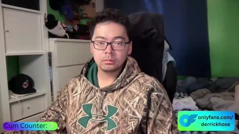 Derrick Hose online show from November 5, 3:56 pm