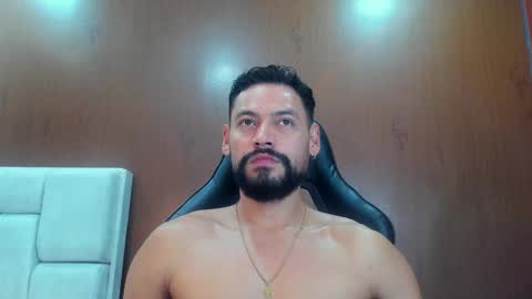 Snapshot of derrybigger_cm chatting on September 24, 3:04 pm DerryBigger CM online show from September 24, 3:04 pm