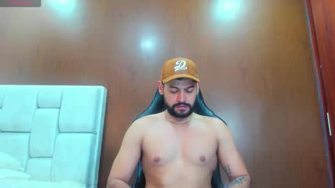 DerryBigger CM online show from March 14, 6:57 pm