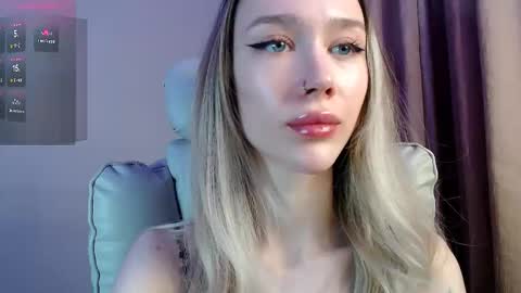 Ari online show from March 8, 5:28 pm