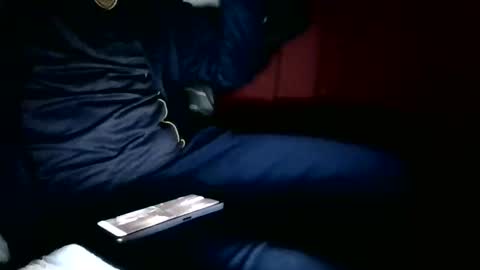 Snapshot of desconocido__34 chatting on May 6, 2:29 am desconocido__34 online show from May 6, 2:29 am