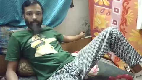 Snapshot of desi_boy799417 chatting on November 16, 7:58 am desi_boy799417 online show from November 16, 7:58 am