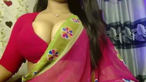 Snapshot of desi_girl_jebin chatting on October 13, 10:59 am Jebin online show from October 13, 10:59 am