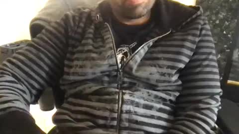 Snapshot of desidude12 chatting on October 16, 6:09 pm Desi Dude online show from October 16, 6:09 pm