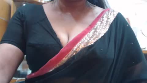 Snapshot of desimaisa130 chatting on June 30, 6:09 pm Maisa online show from June 30, 6:09 pm