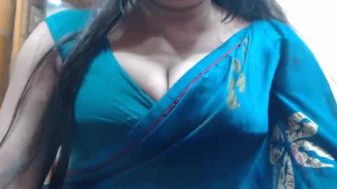 Snapshot of desimaisa130 chatting on July 19, 3:16 pm Maisa online show from July 19, 3:16 pm